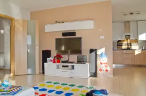 Povlak na polštář krep 40x40, DUO Javor bílý/losos Dadka Vracov s.r.o.