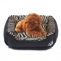 Útulný pelíšek pro psy Animal Grain Four Seasons - Velikost: M, 54×42×12 cm (černý)
